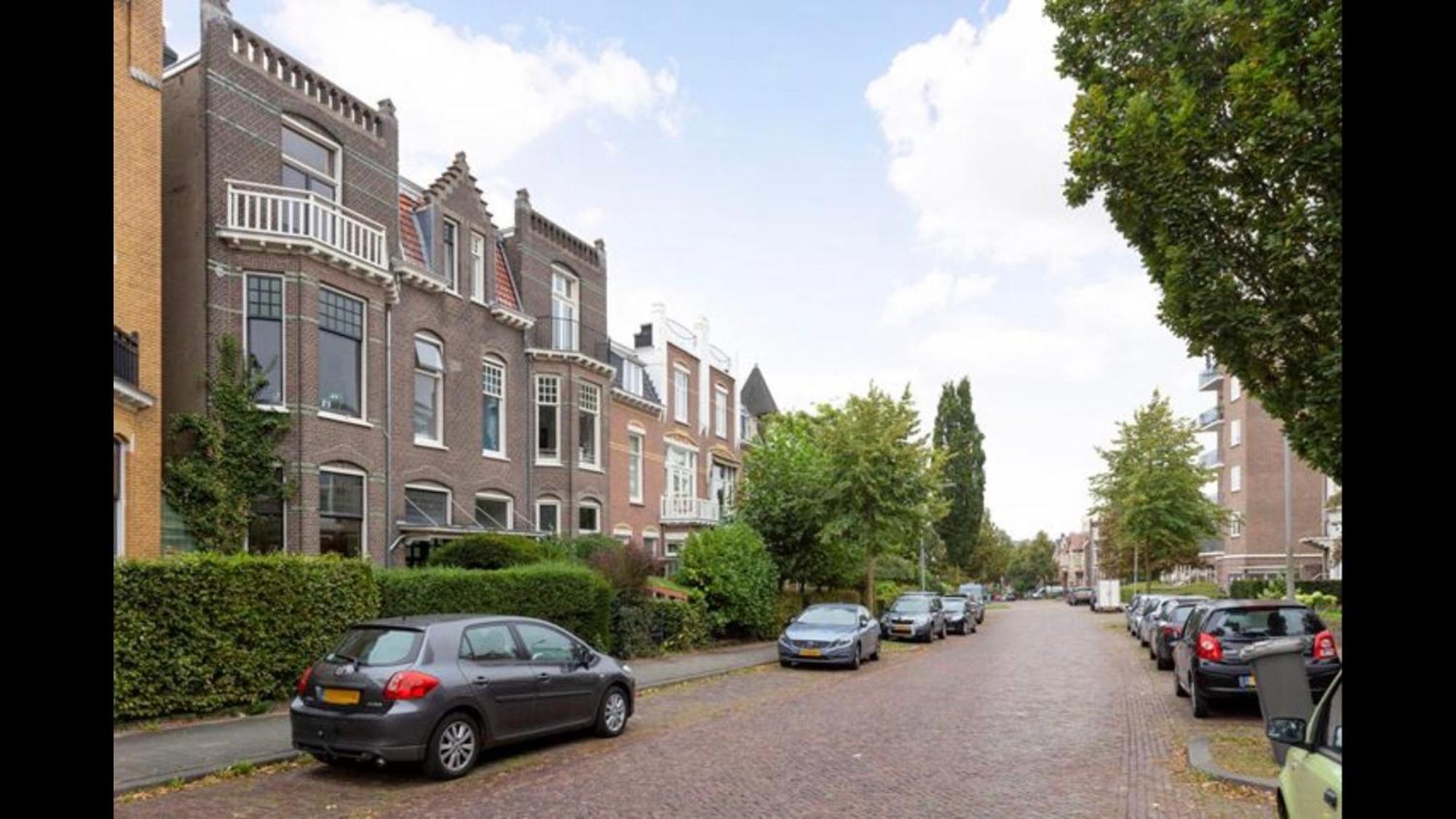 Het Huis Met De Barbies Arnhem Exteriör bild
